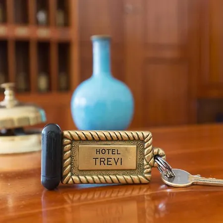 Trevi Riccione, In Centro Sul Mare Con Cucina Hotell Riccione