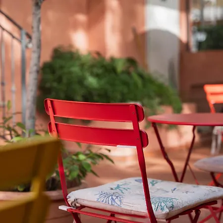 Trevi Riccione, In Centro Sul Mare Con Cucina Отель Риччоне